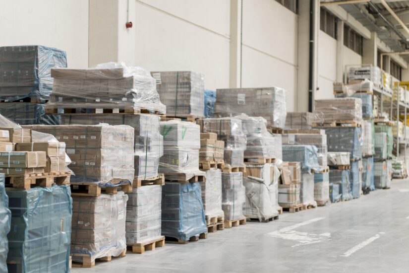 Boxes arrangement logistic center